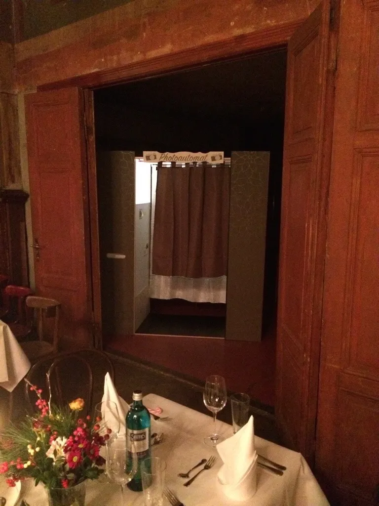 fotoautomat_ballhaus_interior.webp